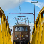 Automotriz A3 sobre a ponte do rio Paraíba do Sul durante o passeio Trem Turístico Piracuama_Divulgação