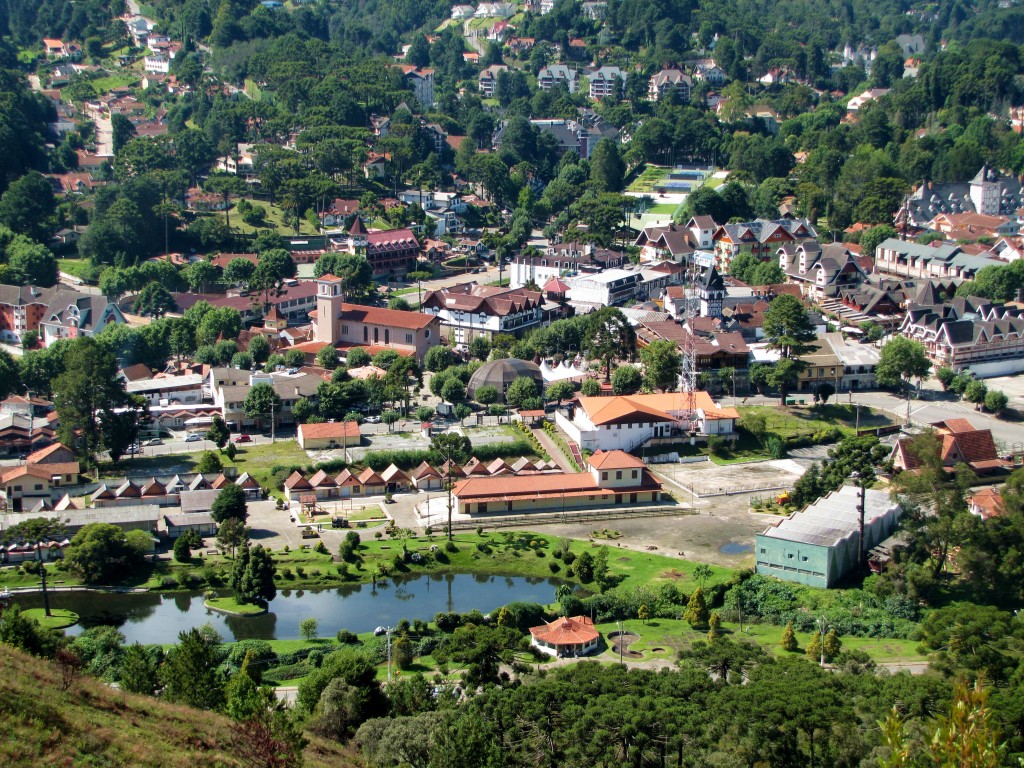 Parque do Capivari, próximo à Praça do Capivari